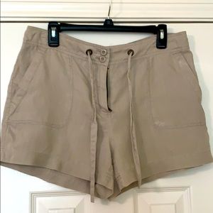 Linen shorts